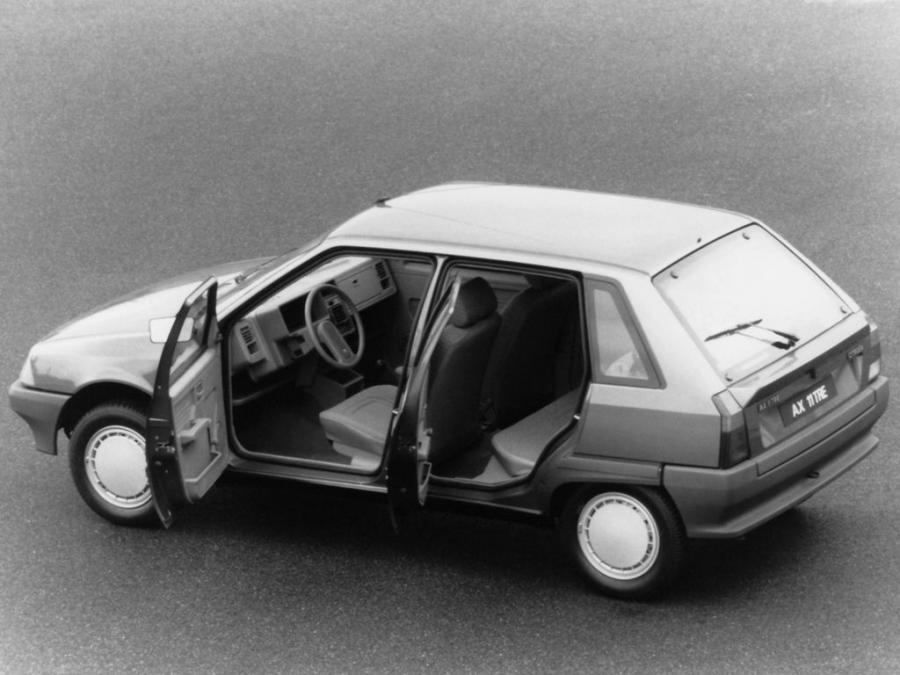  Citroen AX 5-Door 1988 года  (фото 4 из 7)